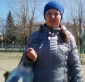 Оля